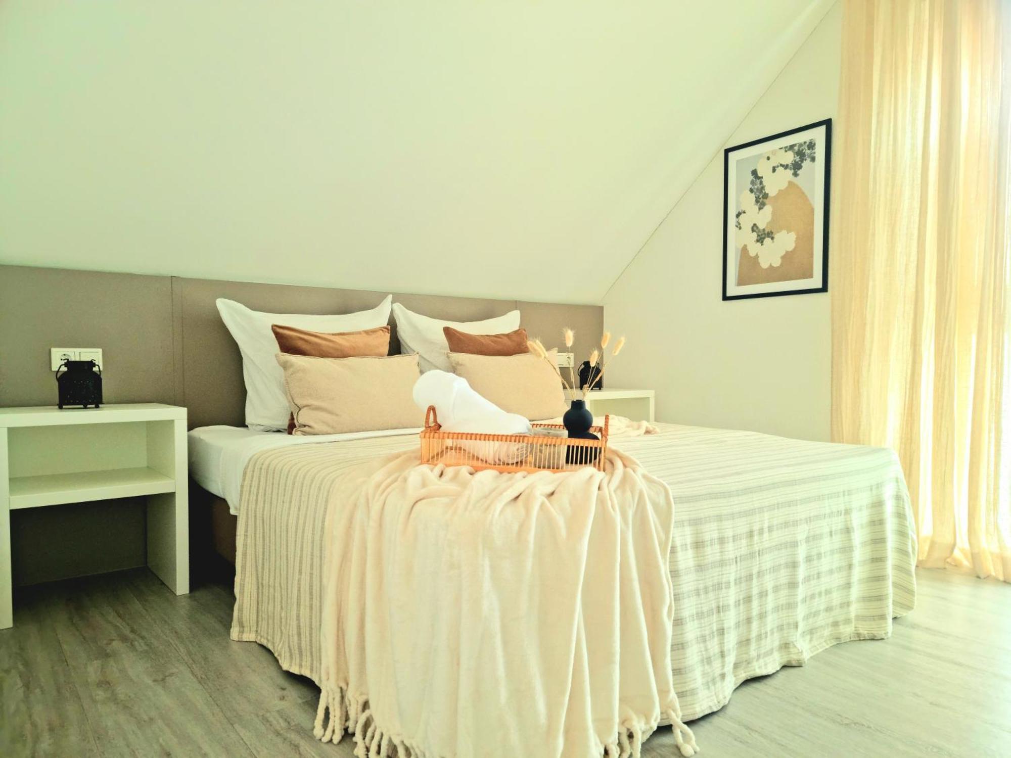 Homestay-Stylish, Zentral- Loft Apartment-Parking Ίνγκολστατ Εξωτερικό φωτογραφία